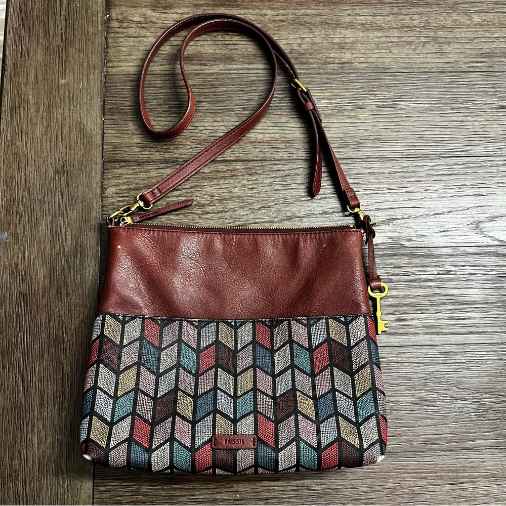 Fossil Fiona Geometric Multi Color Shapes Crossbo… - image 1